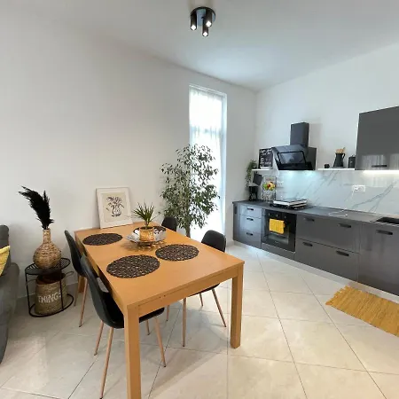 House Runa Apartman Porec