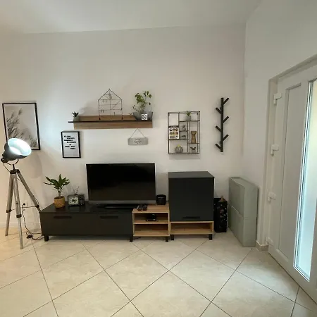 Apartment House Runa *